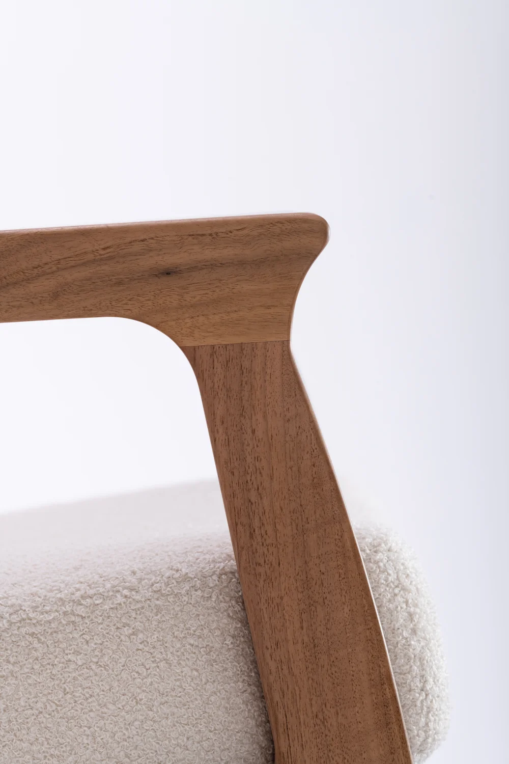 Mila_walnut_mid-century_modern_lounge_chair_white_cushion_detail_arm_side.webp